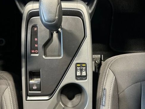 Used 2026 Subaru Crosstrek 2.5i Premium AWD/4WD image 9