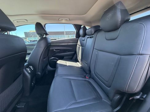 Used 2023 Hyundai Tucson Limited image 17