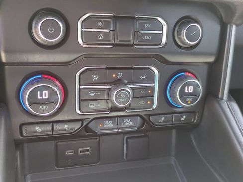 Used 2023 Chevrolet Tahoe LT RWD image 20