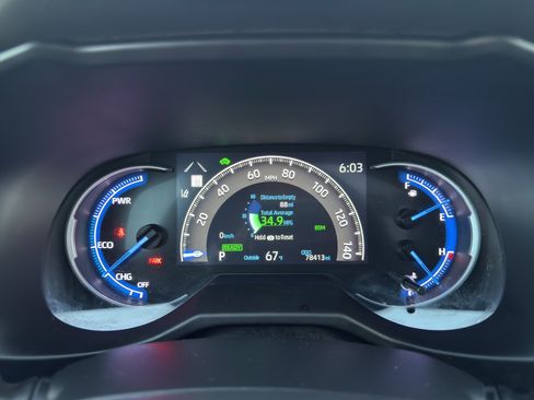 Used 2022 Toyota RAV4 XSE image 11