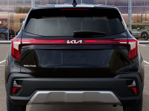 New 2026 Kia Seltos LX FWD image 13