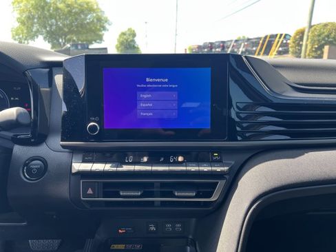 Used 2025 Toyota Camry LE w/ Convenience Package image 13