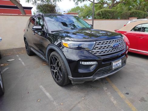 Used 2022 Ford Explorer Limited w/ Equipment Group 301A RWD image 22