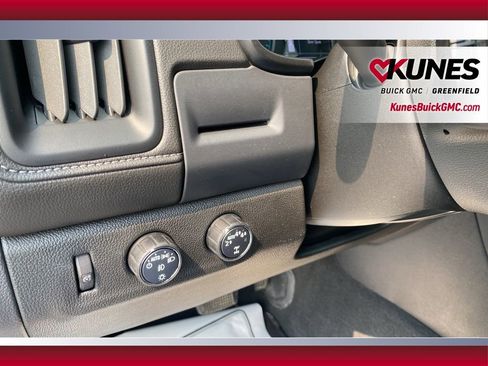 Used 2022 GMC Canyon Elevation image 37