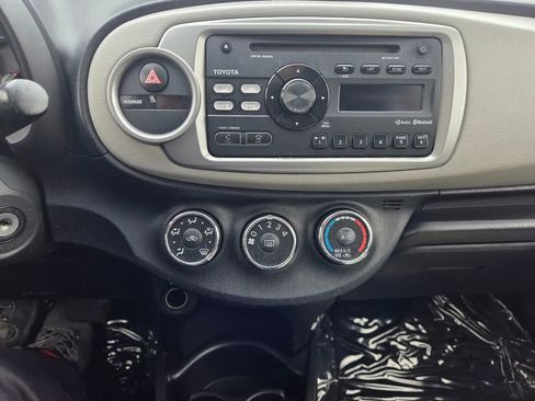 Used 2013 Toyota Yaris LE image 8