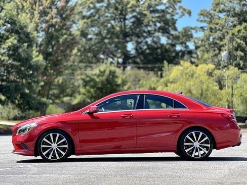 Used 2019 Mercedes-Benz CLA 250 image 11