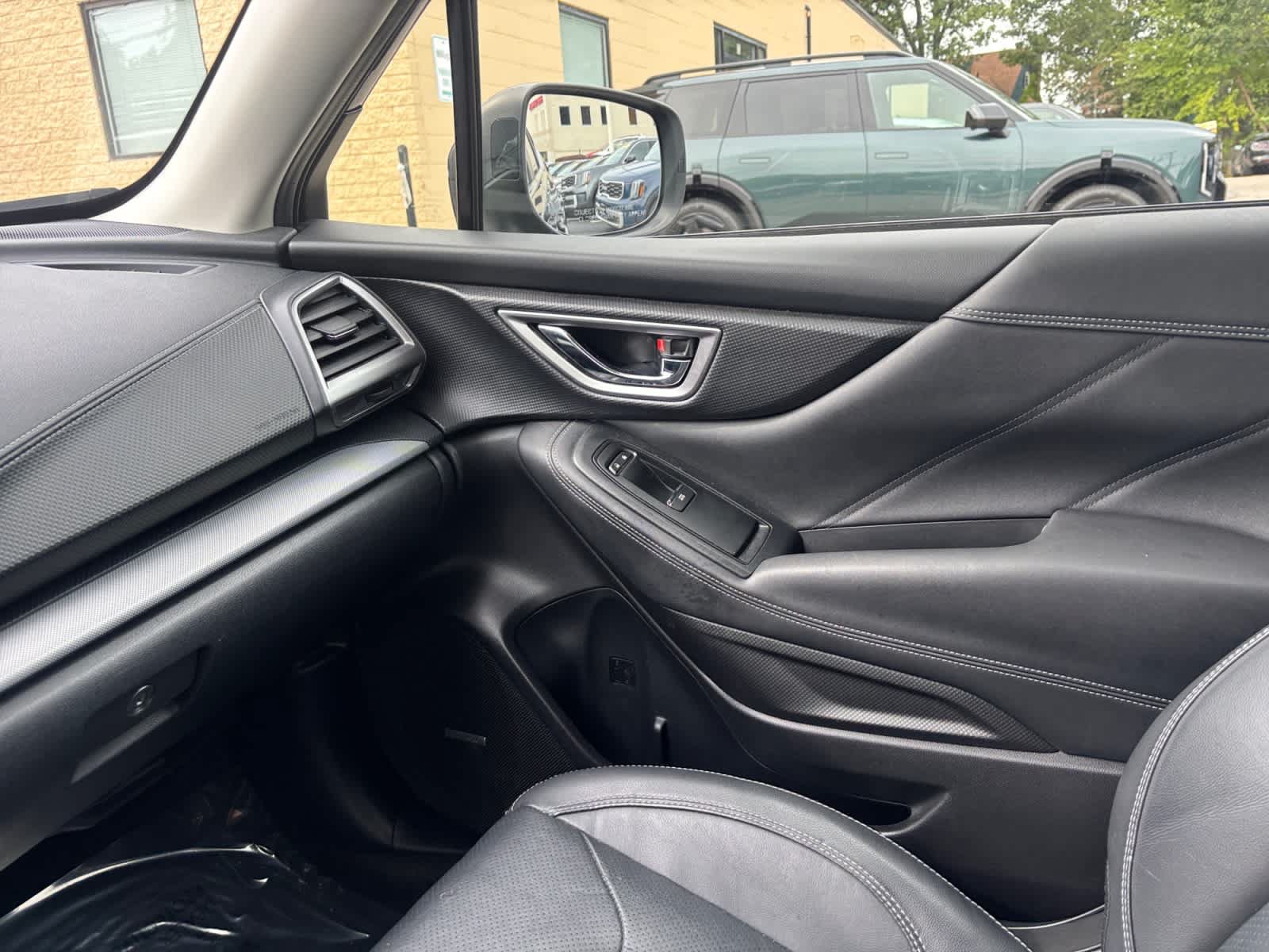 Used 2020 Subaru Forester Limited AWD/4WD image 26