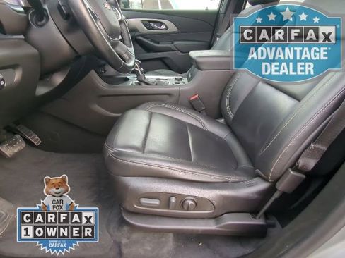 Used 2023 Chevrolet Traverse LT w/ LT Premium Package image 13