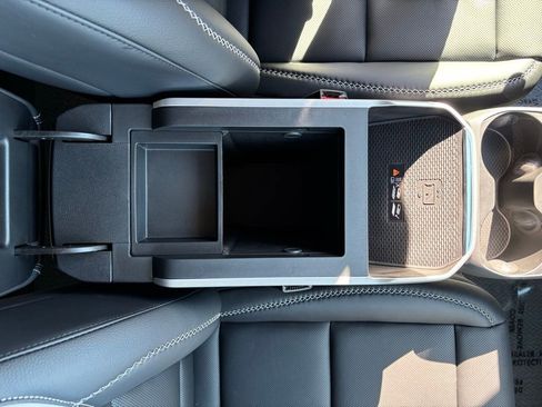 New 2026 GMC Terrain Denali image 9