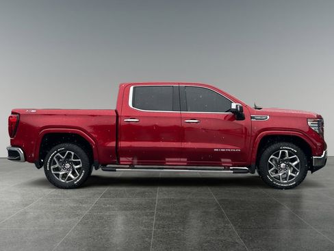 Used 2024 GMC Sierra 1500 SLT w/ SLT Premium Plus Package AWD/4WD image 8