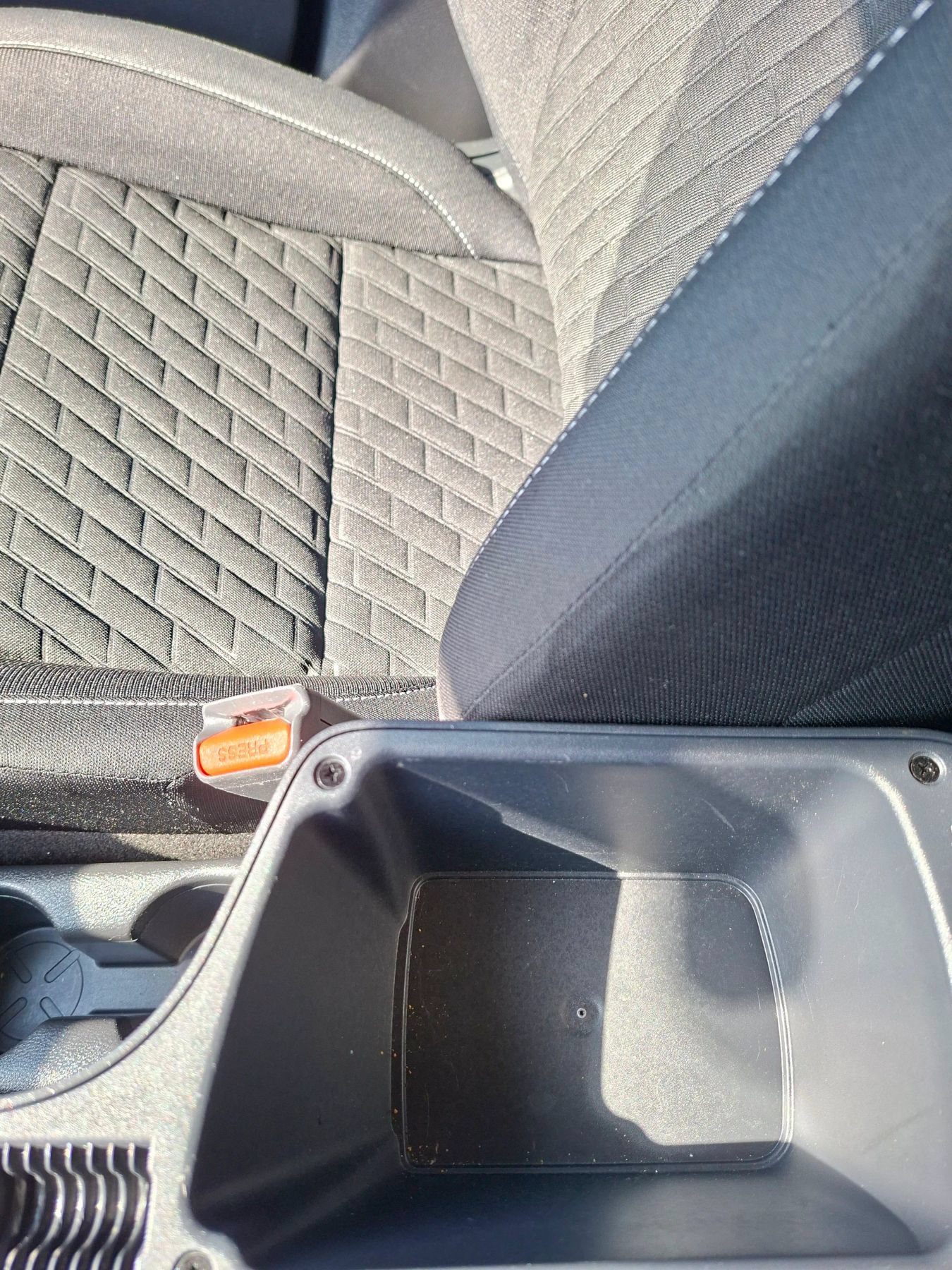 Used 2021 Nissan Kicks S FWD image 18