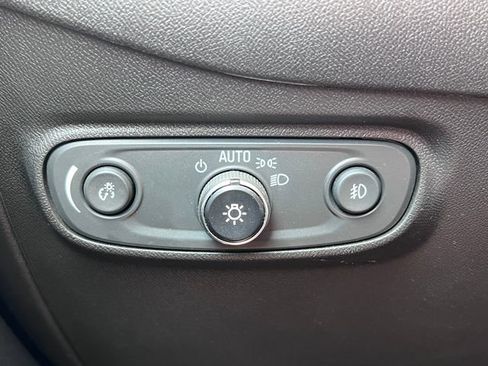 Used 2022 Chevrolet Equinox Premier AWD/4WD image 20