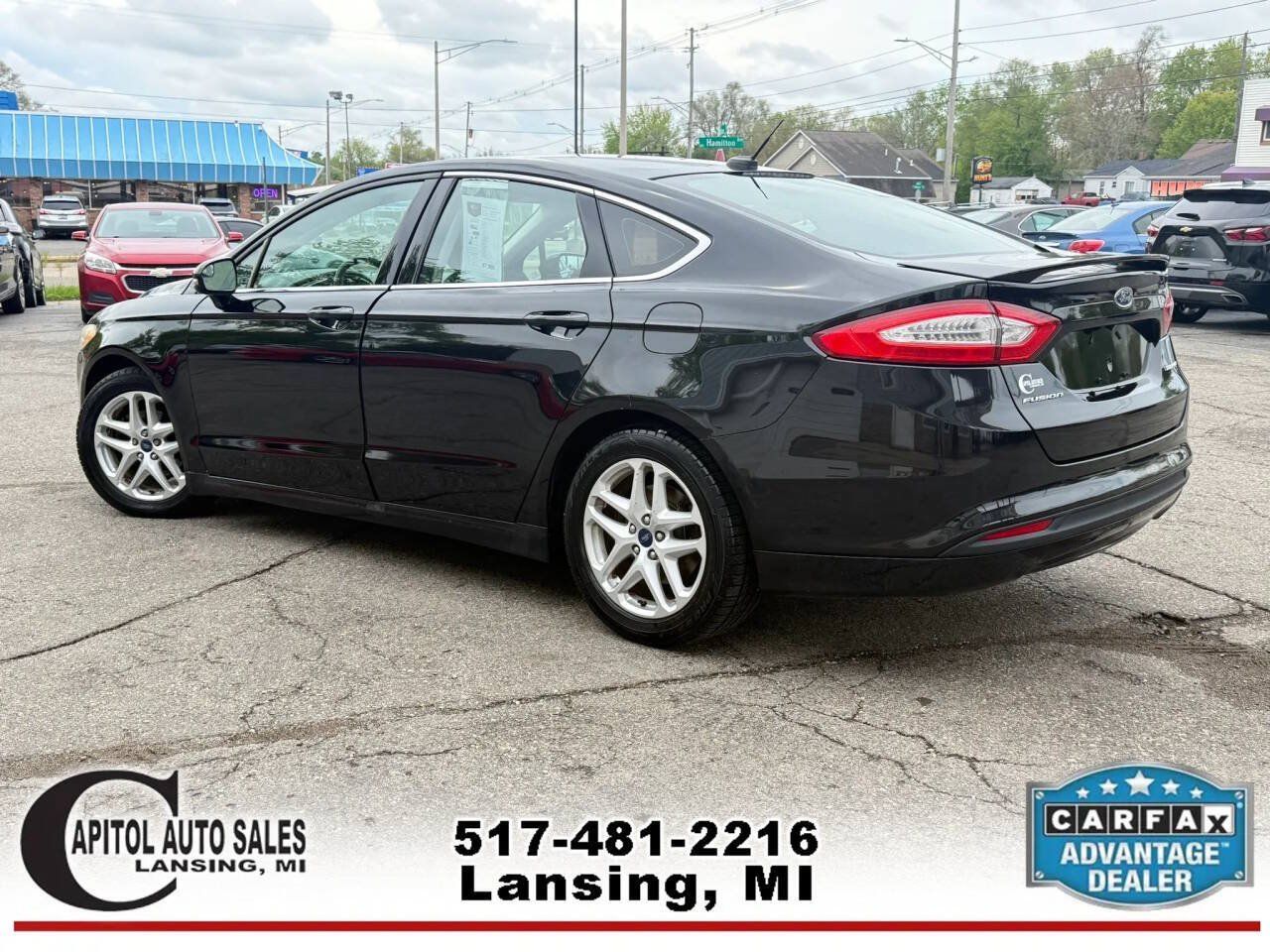 Used 2014 Ford Fusion SE w/ Equipment Group 202A FWD image 6