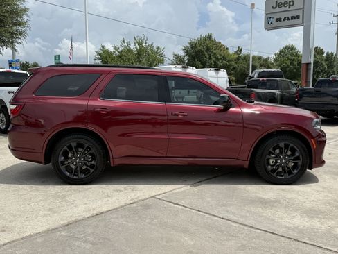 Used 2023 Dodge Durango GT RWD image 3