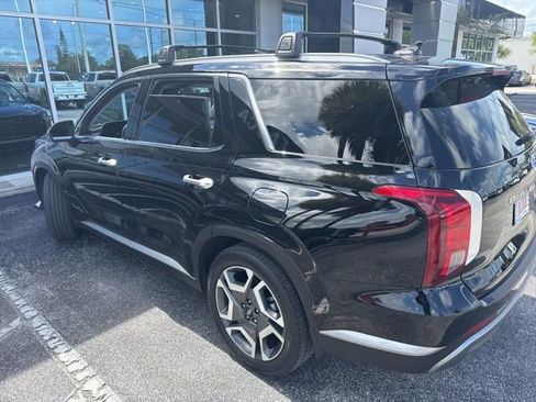 Used 2025 Hyundai Palisade SEL FWD image 4