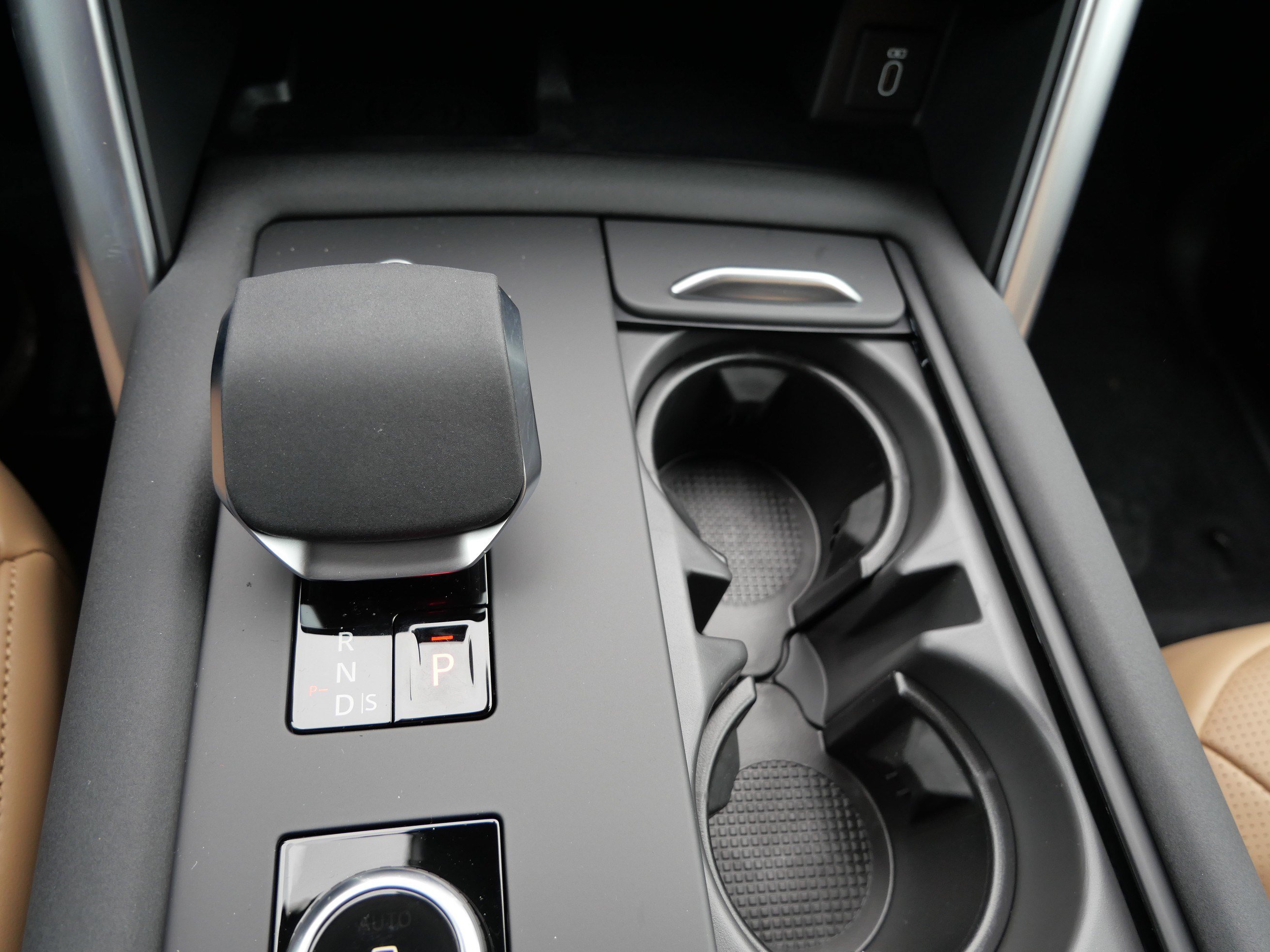 New 2026 Land Rover Discovery Limited Edition AWD/4WD image 7