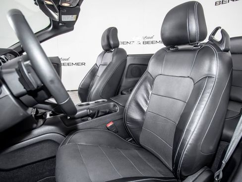 Used 2020 Ford Mustang Premium RWD image 14