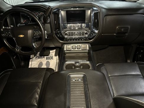 Used 2019 Chevrolet Silverado 2500 High Country w/ Duramax Plus Package image 7