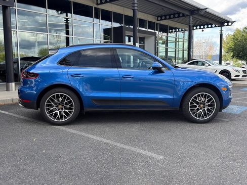 Used 2018 Porsche Macan AWD/4WD image 9