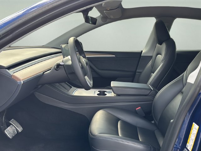 Used 2023 Tesla Model Y Long Range AWD/4WD image 17