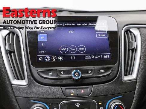Used 2024 Chevrolet Malibu RS FWD image 18