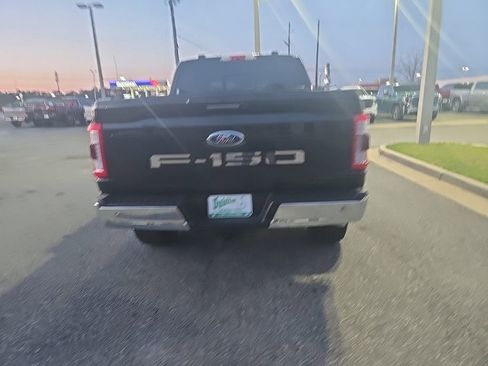 Used 2021 Ford F150 Lariat w/ Equipment Group 502A High image 4