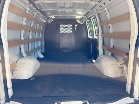 Used 2025 Chevrolet Express 2500 w/ Driver Convenience Package RWD image 6