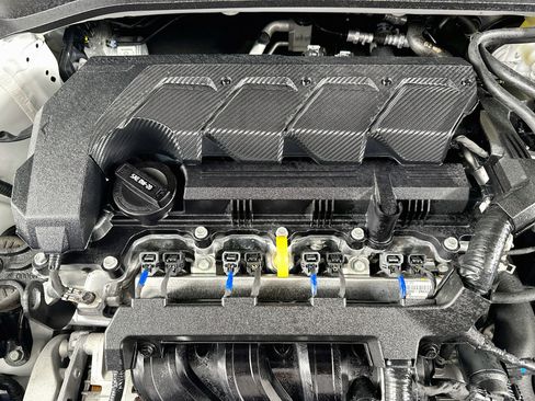 Used 2024 Hyundai Venue SEL FWD image 28
