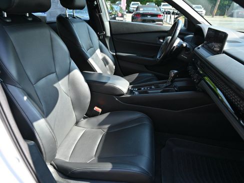 Used 2023 Honda Accord Sport image 17