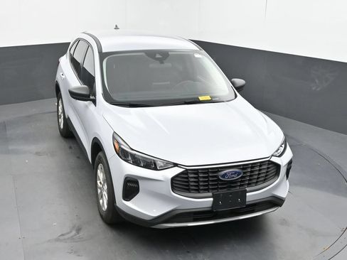 Used 2025 Ford Escape Active AWD/4WD image 24