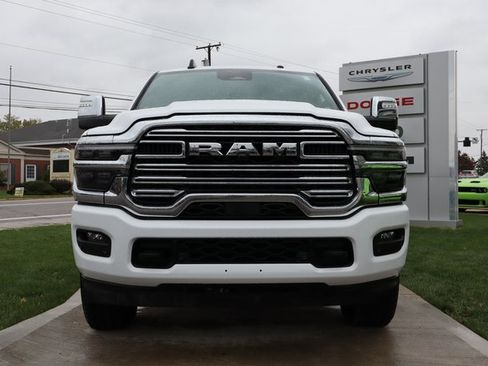 Used 2025 RAM 2500 Laramie image 6