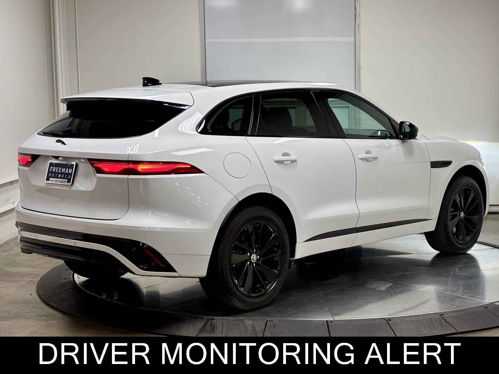 Used 2024 Jaguar F-PACE R-Dynamic S AWD/4WD image 9