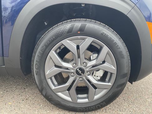 New 2026 Kia Seltos LX FWD image 7