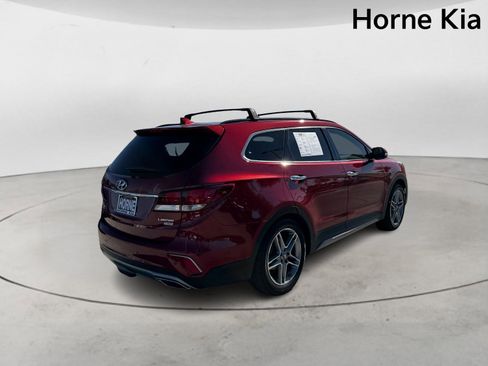 Used 2017 Hyundai Santa Fe Limited image 4