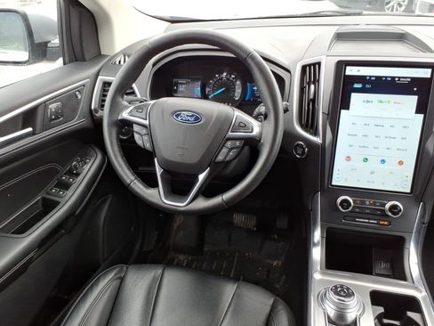 Used 2022 Ford Edge Titanium w/ Equipment Group 301A image 17
