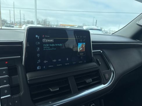 Used 2023 Chevrolet Tahoe Z71 w/ Off-Road Capability Package image 23