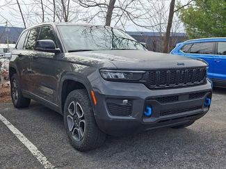 Used 2023 Jeep Grand Cherokee Trailhawk video 1