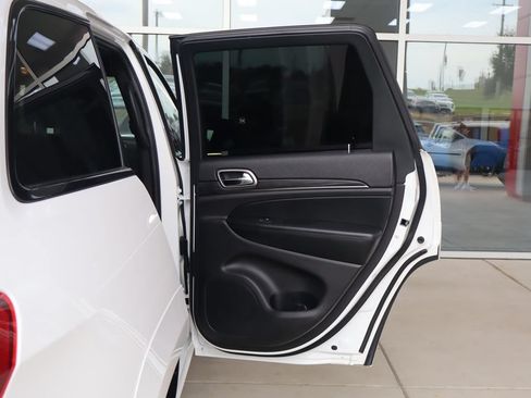Used 2019 Jeep Grand Cherokee Limited X AWD/4WD image 38