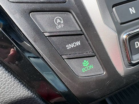 Used 2024 Honda Odyssey Elite image 25