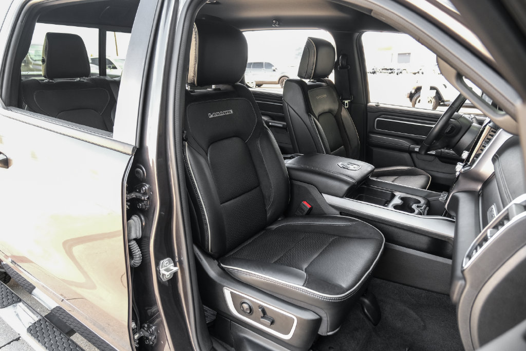 Used 2023 RAM 1500 Laramie AWD/4WD image 49