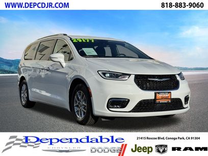 Certified 2021 Chrysler Pacifica Touring-L