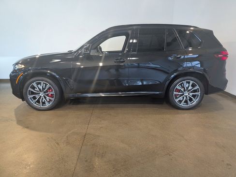 Used 2025 BMW X5 M60i w/ Climate Comfort Package image 3