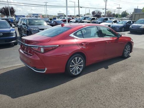 Used 2021 Lexus ES 250 w/ Premium Package AWD/4WD image 4