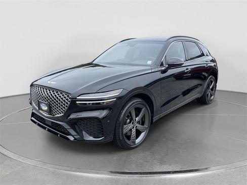 Certified 2024 Genesis GV70 3.5T Sport w/ Sport Prestige Package image 3