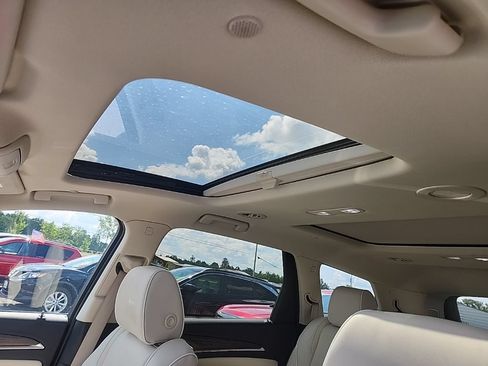 Used 2023 Buick Enclave Avenir w/ Avenir Technology Package FWD image 20