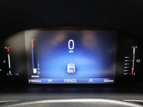 Used 2024 Ford Escape ST-Line image 11