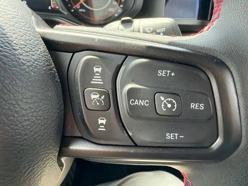 Used 2024 Jeep Wrangler Unlimited Rubicon w/ Convenience Group AWD/4WD image 21