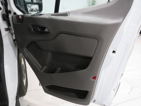 Used 2020 Ford Transit 250 Medium Roof w/ Load Area Protection Package image 27