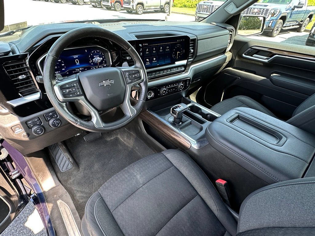 Used 2022 Chevrolet Silverado 1500 RST w/ Z71 Off-Road Package AWD/4WD image 21