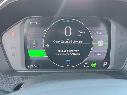 Used 2023 Chevrolet Bolt LT w/ Infotainment Package image 7